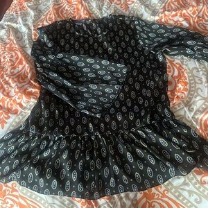 Simply style black pasley top size xl